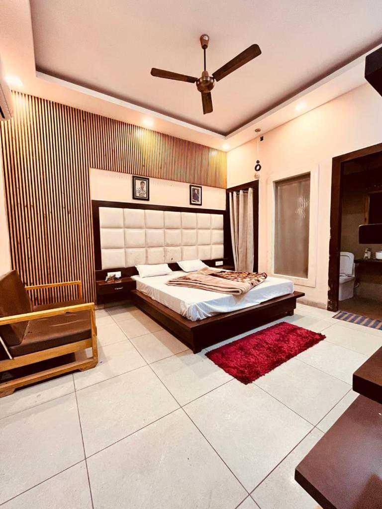 Hotel O The Miraj Sonipat Esterno foto